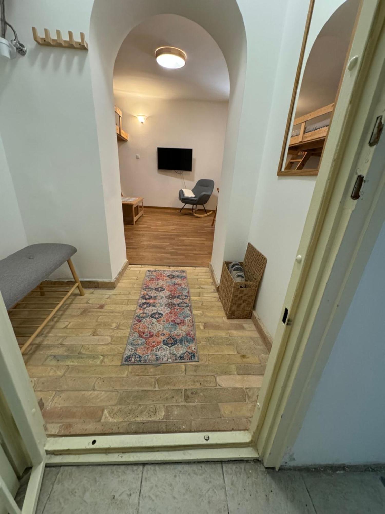 Little Swan Apartman Budapeszt Zewnętrze zdjęcie